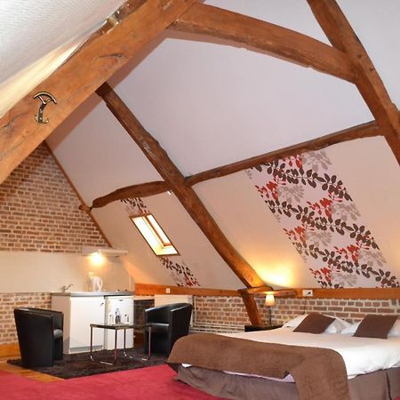 Le Domaine Des Cigognes Hotel Ennevelin ภายนอก รูปภาพ