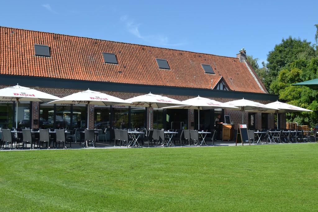 Le Domaine Des Cigognes Hotel Ennevelin ภายนอก รูปภาพ