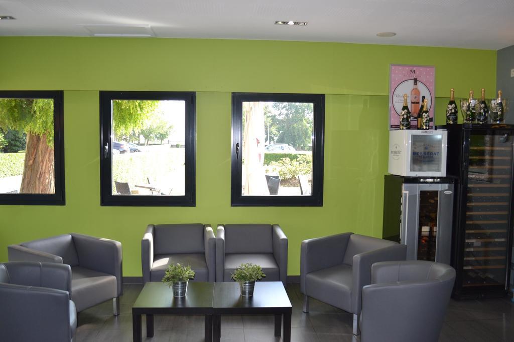 Le Domaine Des Cigognes Hotel Ennevelin ภายนอก รูปภาพ