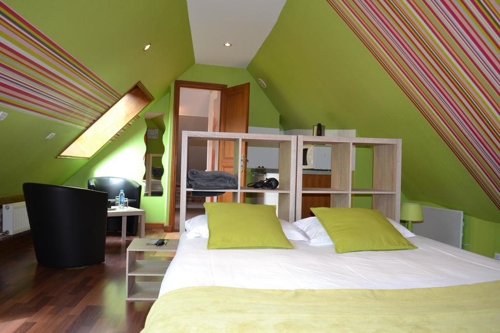 Le Domaine Des Cigognes Hotel Ennevelin ห้อง รูปภาพ